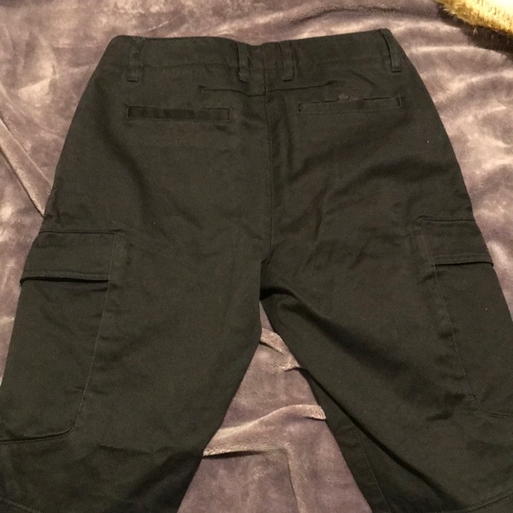 black cargo pants - Picture 3 of 4